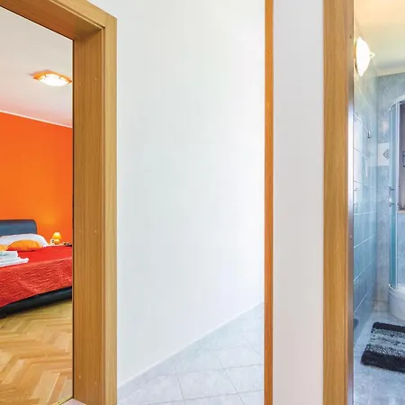 Luxurious In With Sauna Šumber