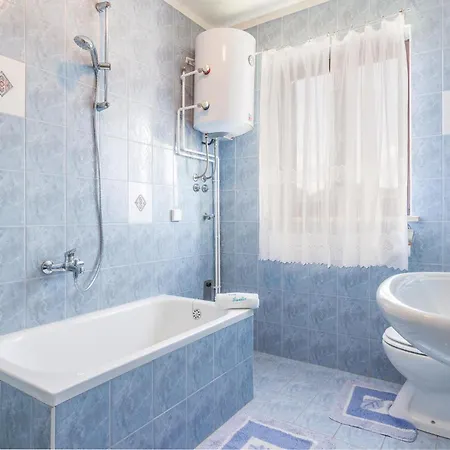 Gorgeous In With Sauna Vakantiehuis *