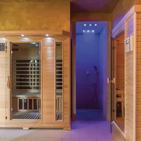 Gorgeous In With Sauna Sumber