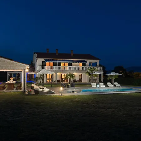 Holiday home Gorgeous In With Sauna *
