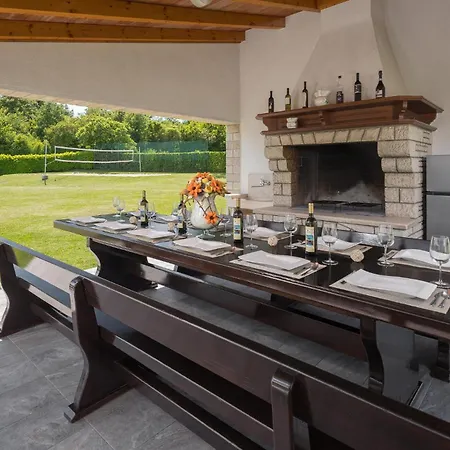 Holiday home Gorgeous In With Sauna Sumber