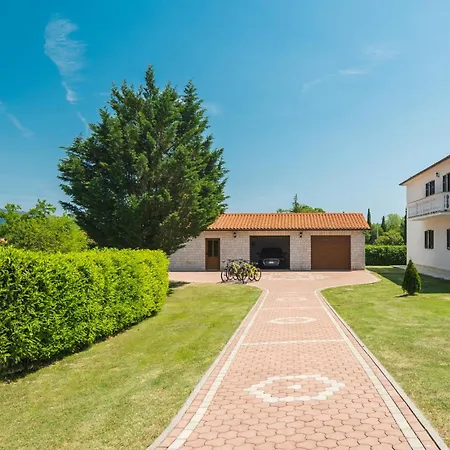 Holiday home Gorgeous In With Sauna *